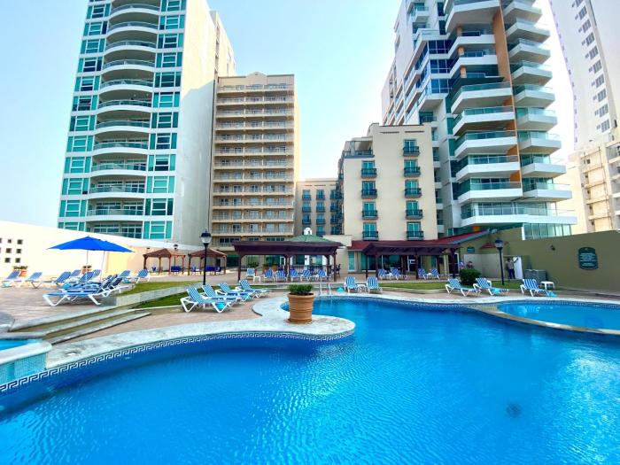 Astur Hotel & Residence