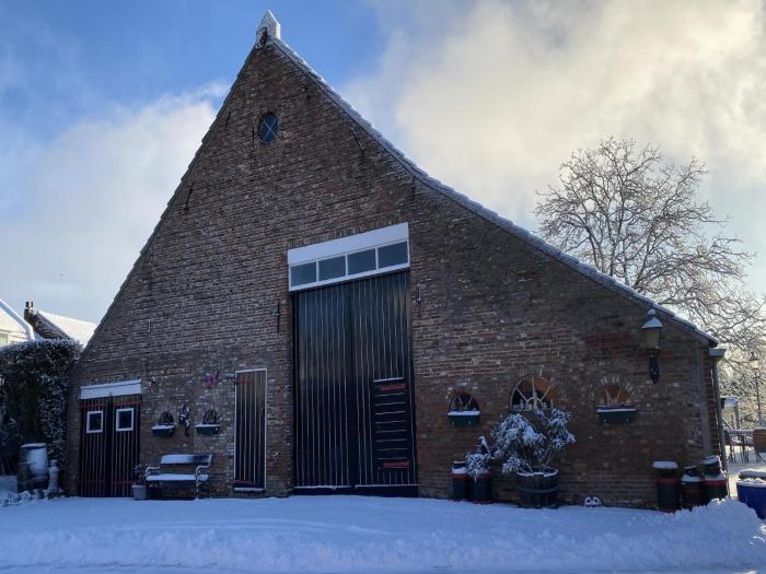 Farmhouse in Nieuwleusen near Lake and Nature