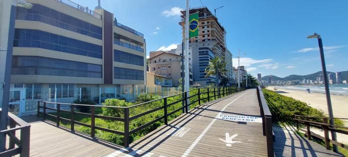 Apt Pé na areia em Itapema - SC