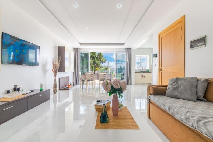 New Spacious Apartment with Amazing View Bugibba