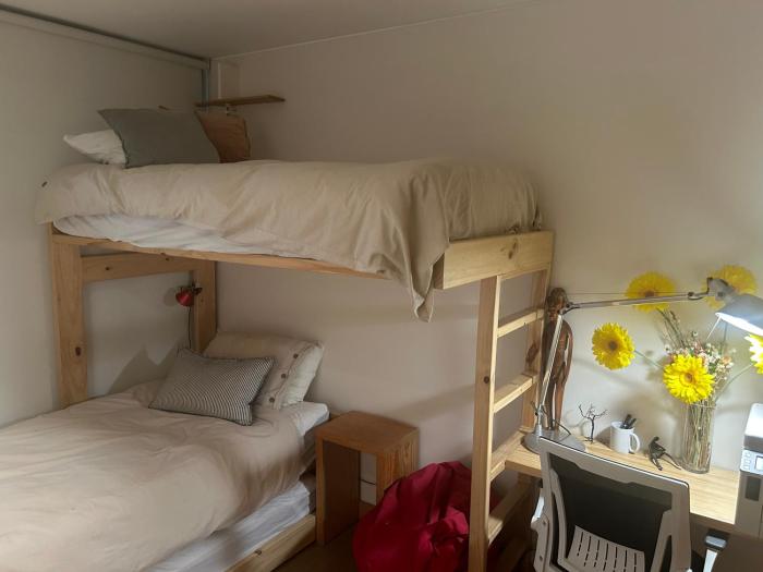 Dos Piezas para Estudiantes o Profesionales