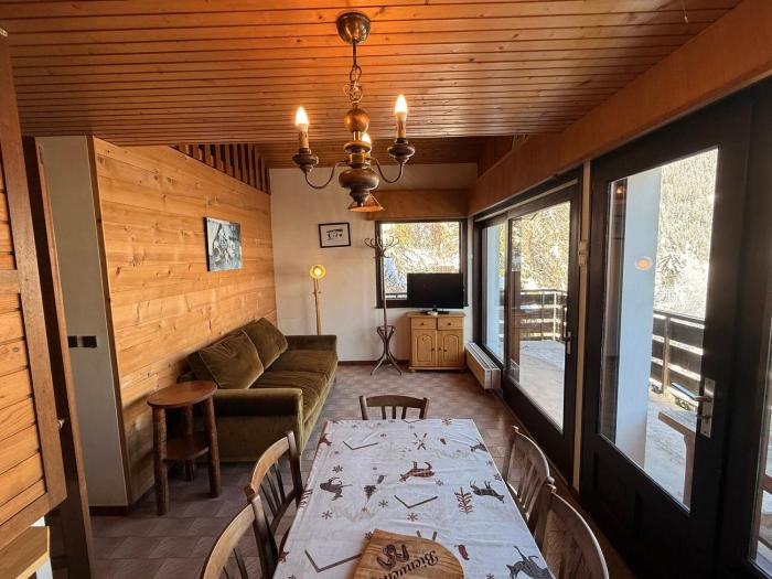 La Clusaz : Appartement 3 pièces, 7 pers, animaux admis - FR-1-437-117