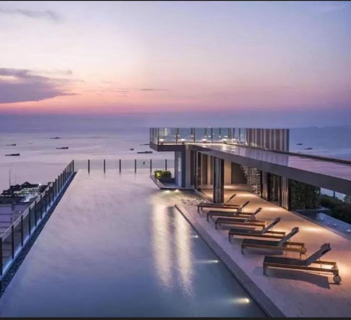 The Base Central Pattaya