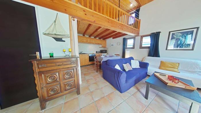 BA000-22C Maison studio mezzanine - 3 couchages BARBATRE