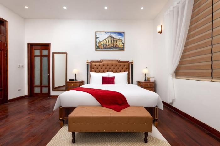 500m2 Private Villa 2 min to West Lake 7BR