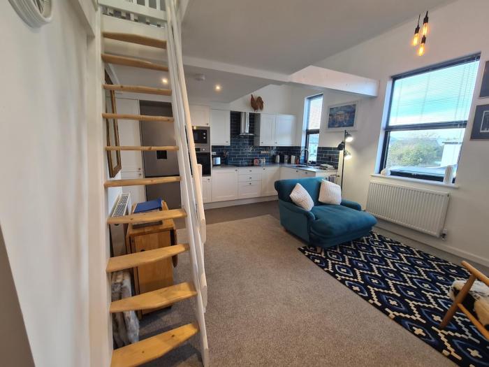 Fore Street Hideaway 1 bed-Free Parking-Brand New