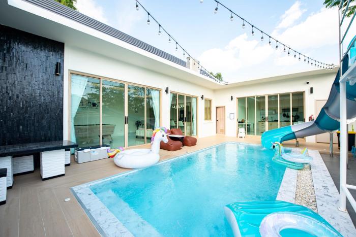 Neko Poolvilla sattahip