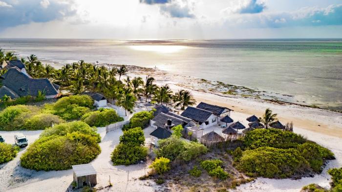 Exploreans Beach Club & Villas Watamu