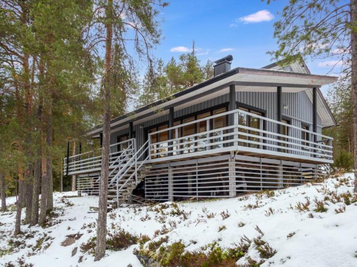 Holiday Home Keskikallio- nuasjärvi by Interhome