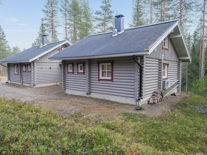 Holiday Home Ylläksen tunturihonkamaja a 1 by Interhome