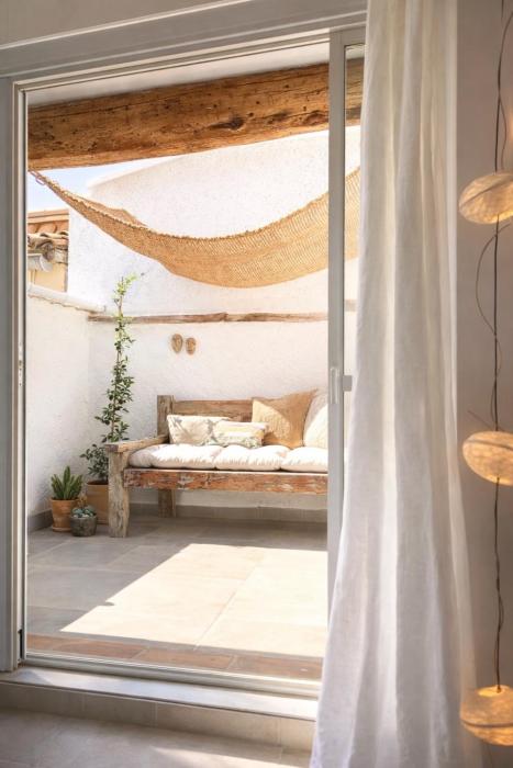 La terrasse du pont jullian charme et calme dans le cœur historique