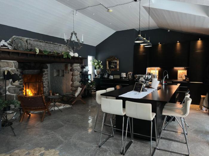 Sea View Villa above a mountain Fireplace patio