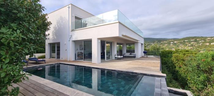 Escapade méditerranéenne, villa entre mer et nature