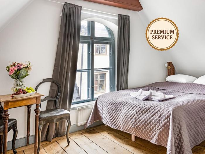 Historic penthouse in the old town STHLM