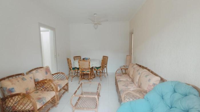 Beautiful 2 bedroom apartment in condominium in Praia das Toninhas