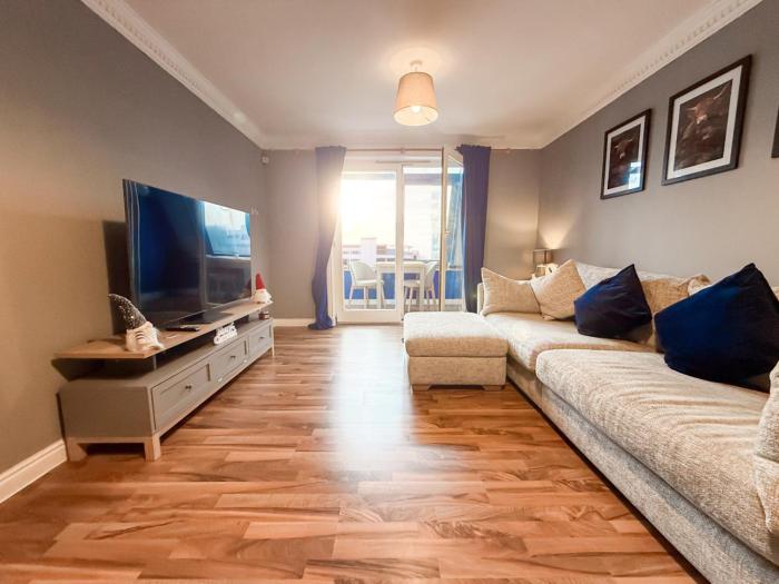 Riverside 1bd - Balcony & Parking Hydro SECC