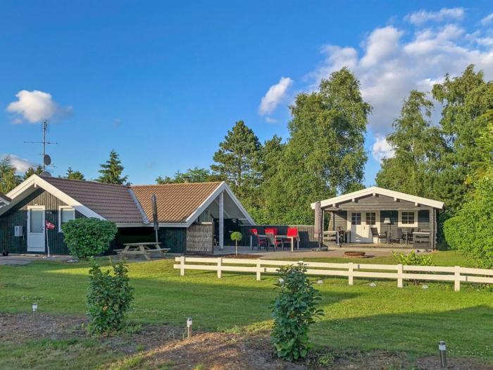 Holiday Home Analine - 1km from the sea by Interhome