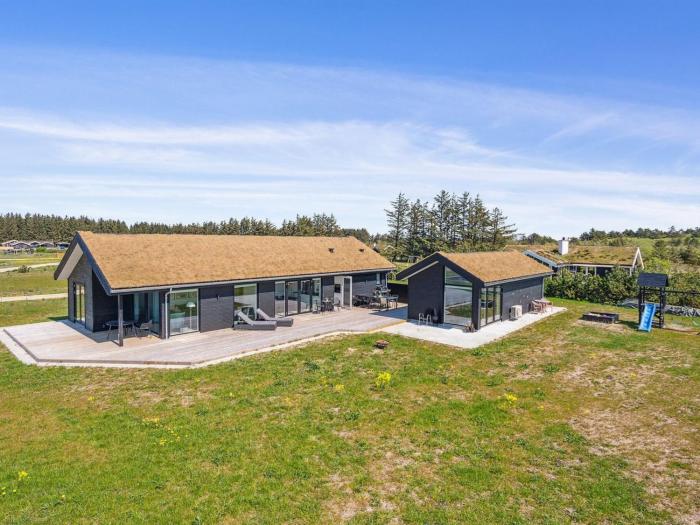 Holiday Home Fredrika - 1-5km from the sea by Interhome