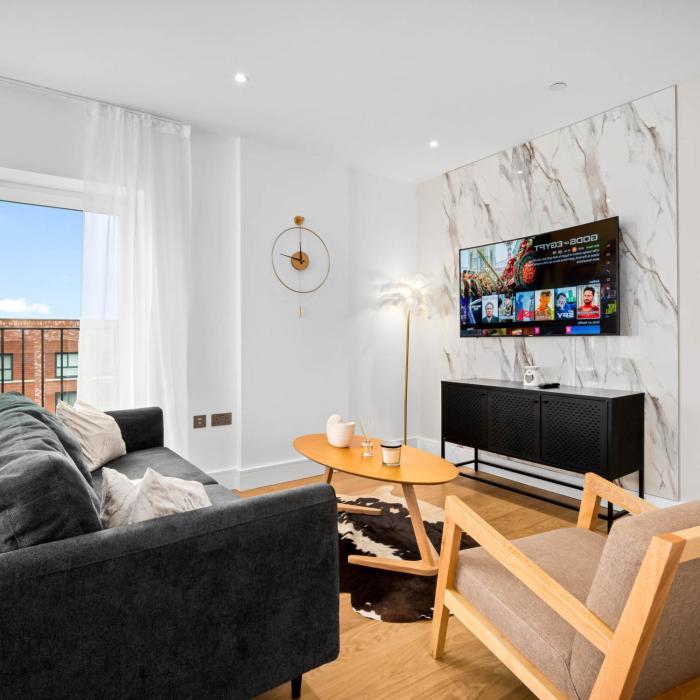 Luxury 2 Bed Apartment - City Centre - Juliet Balcony - Netflix 711CS