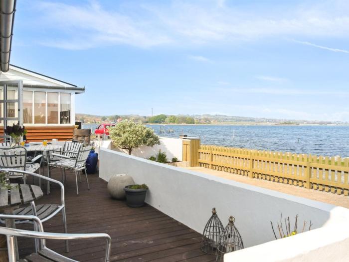 Holiday Home Tameka - 10m to the fjord by Interhome