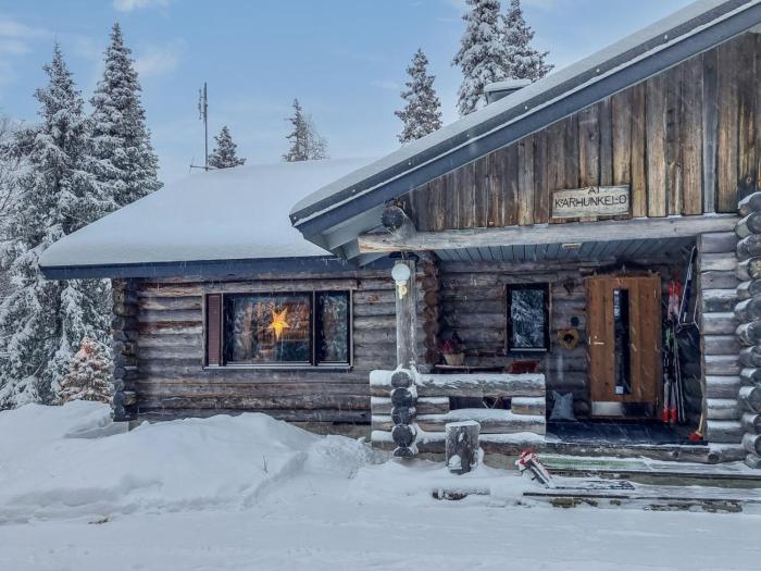 Holiday Home Karhunkelo by Interhome