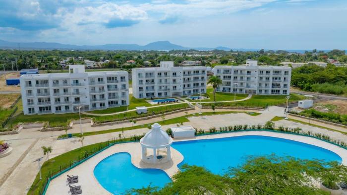 Work & Relax Studio Pools & Fast Wi-Fi in SOV