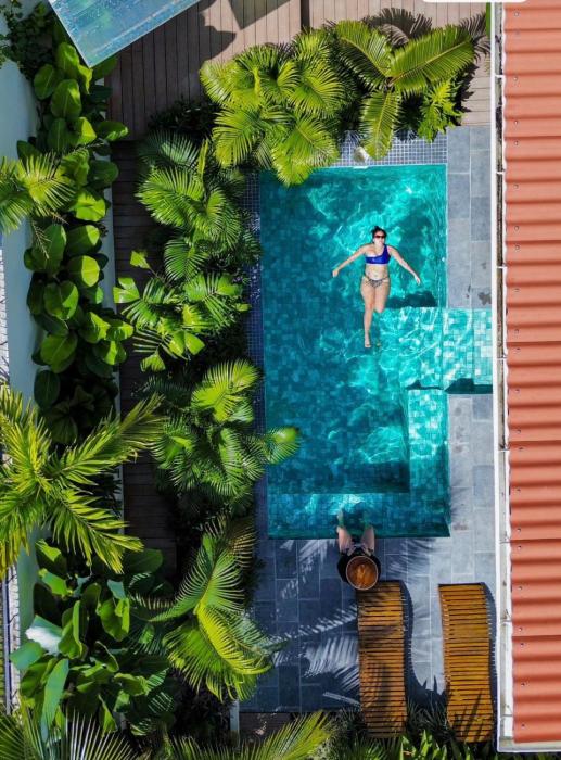 Private Pool Oasis in a Tropical Boutique Villa
