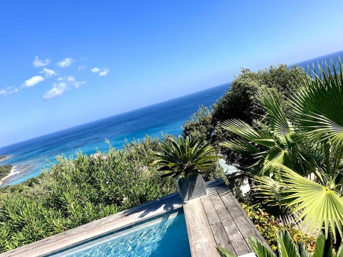 Villa with pool, sea view, Ste Lucie de Porto-Vecchio