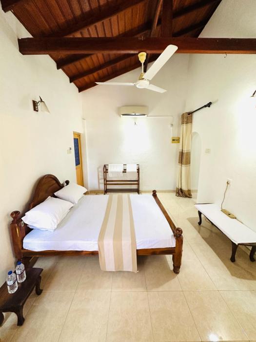 LakeNest Private Villa In Tangalle