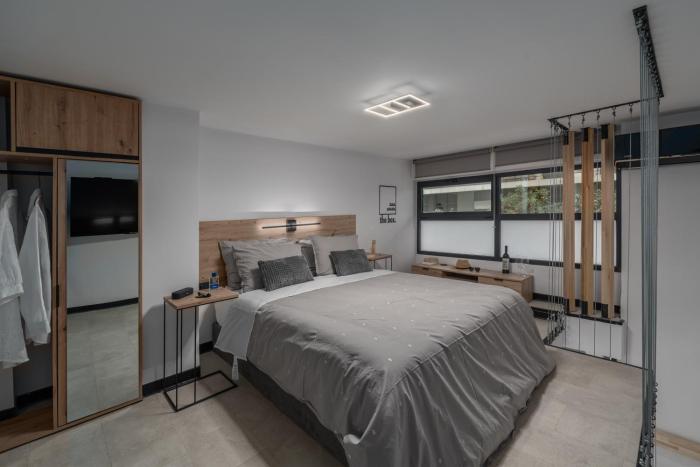 Minimal Loft2 Near Metro & In the Heart of Athens