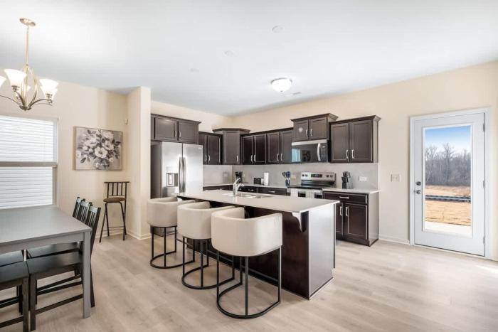 5BR Modern Comfort Spacious Home
