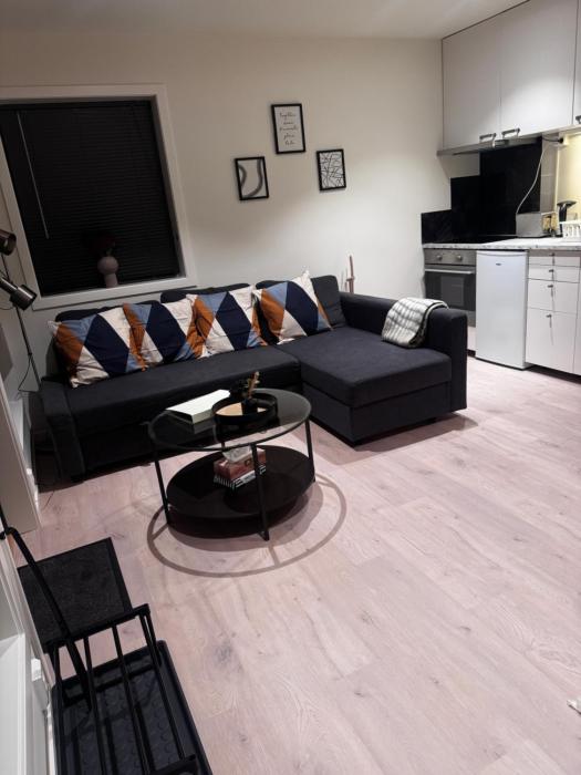 Modern Flat In Flateby