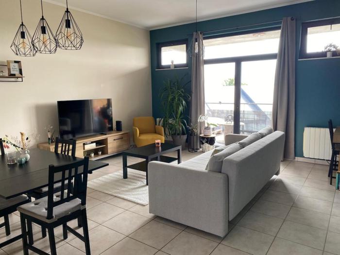 Appartement au bord du lac de leau dheure