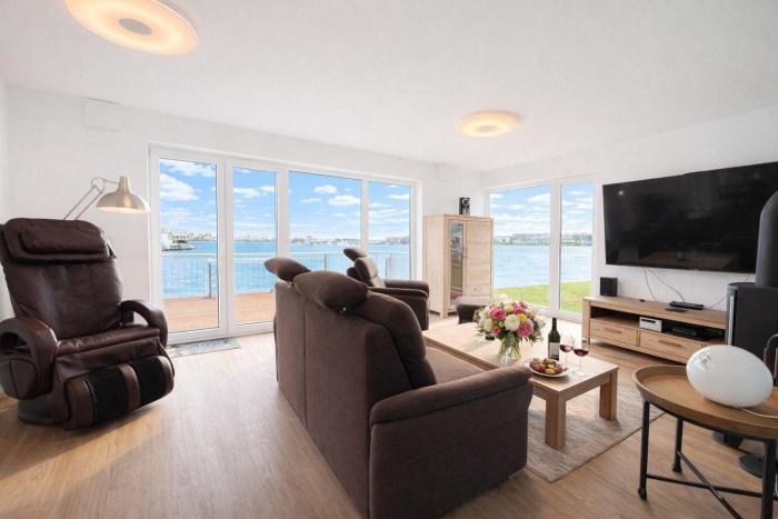 Schleivilla-Ahoi-by-Seeblick-Ferien-ORO-3-SZ-Sauna-Wasserlage