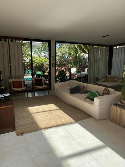 Casa Alto Padrão - Pé na areia a 1 minuto - Maresias