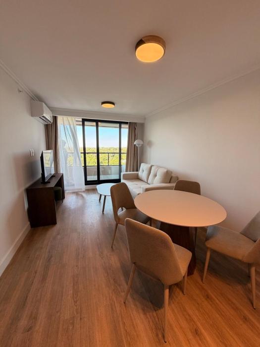 Sea Garden Punta del Este parada 16 mansa