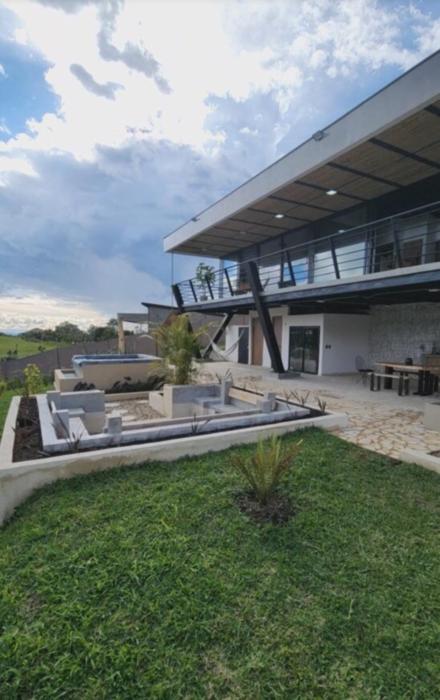 Casa completa Campestre Villa en el Quindío