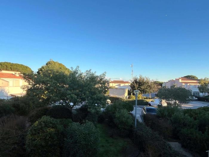 Studio mezzanine climatisé pour 5 avec parking, à 800m de la plage - FR-1-607-238