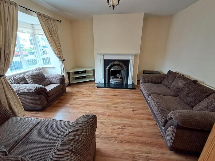 3 bedroom in Historic Cobh