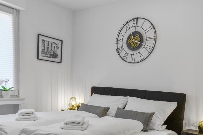 Apartment mit Terrasse, privater Eingang und Parkplatz