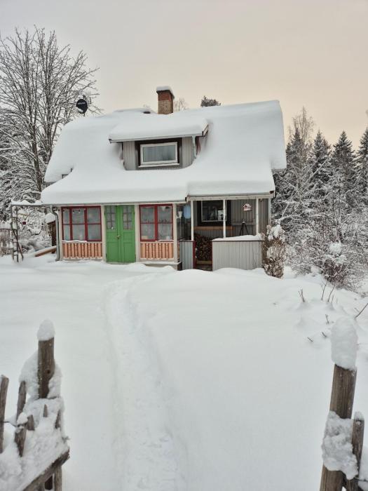 Cozy house in nature near ski resort Romme Alpin