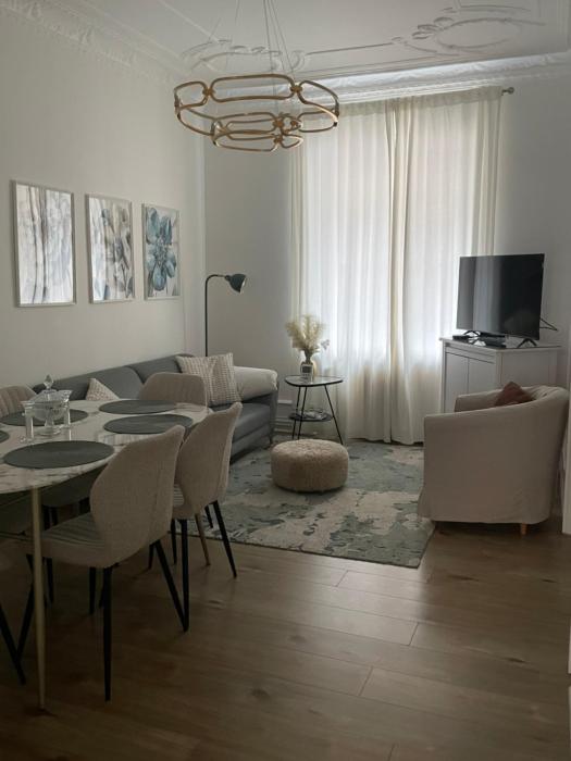 Le Rapp 6, Appartement de Standing 3 chambres, 7 personnes &1 bébé, Cosy et familial ultra équipé Emplacement Idéal proche Gare Centre ville Marchés de Noël Quartier Tribunal Contades