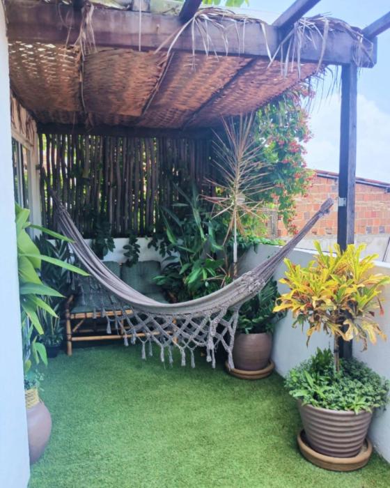 1 COCO BAMBÚ PIPA apto 1, a 200 m da praia e a 100 m do centro da cidade