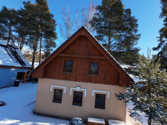 Resort Koloděje - oranžový dům