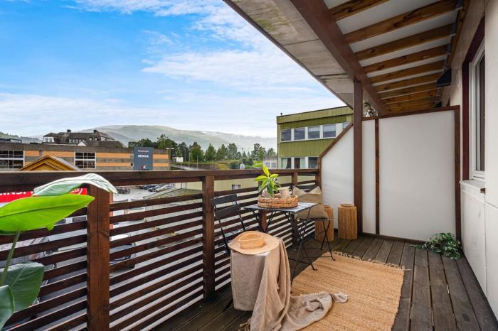 Elegant & Spacious Apartment - Prime Location