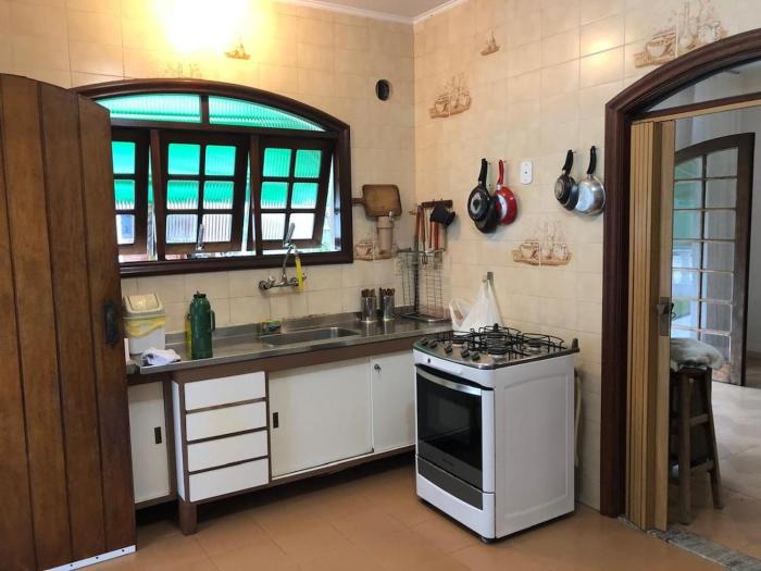 House with pool and large garden