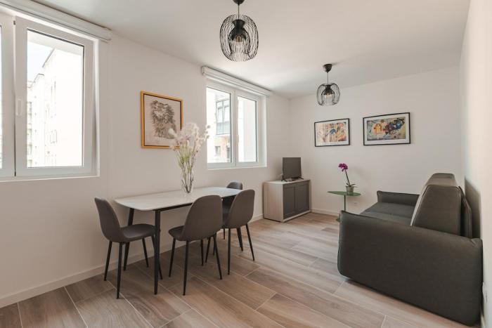 Free Parking Central Station Elegant Apartment