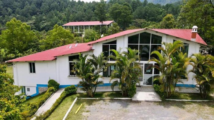 Casa Blanca Hotel y Restaurante