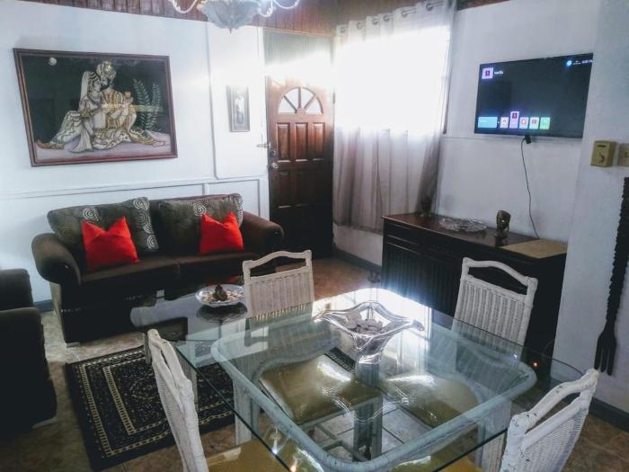 Cozy 6 Three-Bedroom Apartment in the Heart of Ochi