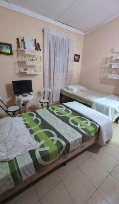 Hostal Residencial Doña Nilsa - Habitación privada cerca del Parque Cervantes en David Chiriquí